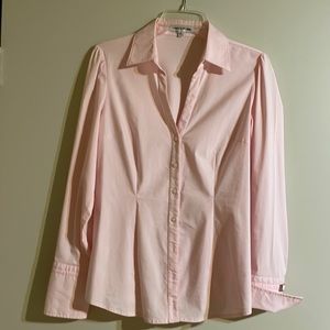 Beautiful fitted light pink shirt